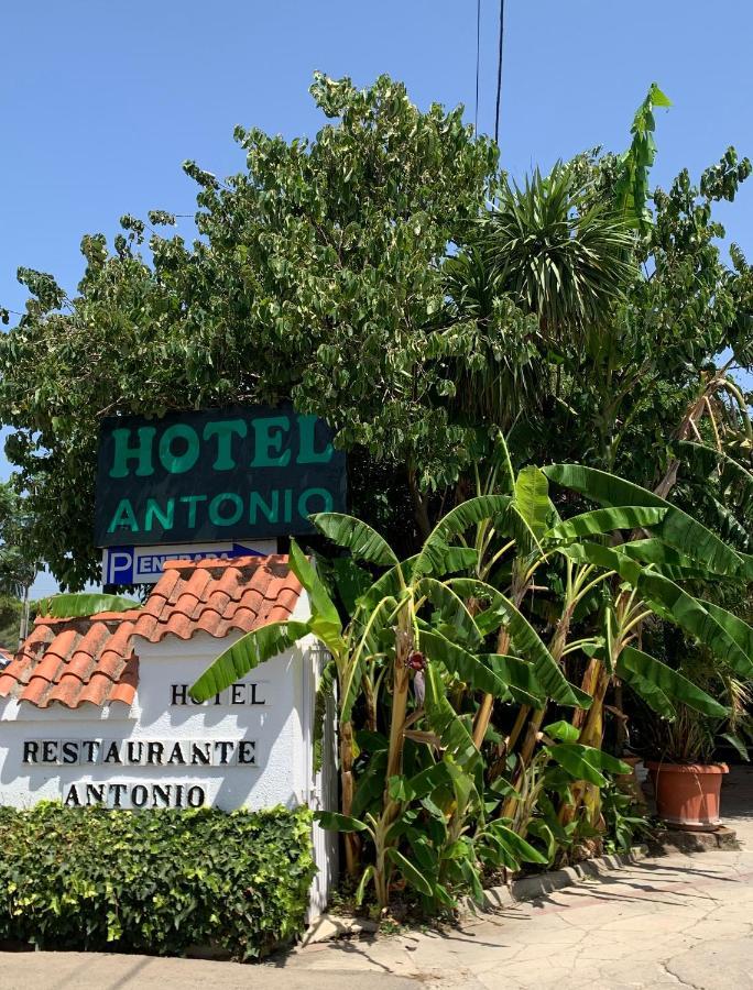 Hotel Antonio Conil Conil De La Frontera Esterno foto