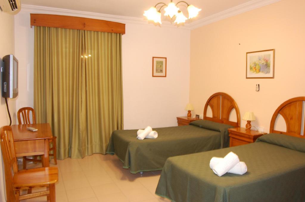 Hotel Antonio Conil Conil De La Frontera Esterno foto