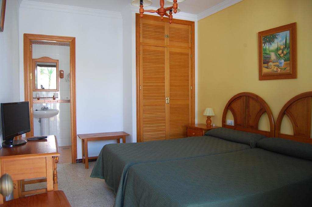 Hotel Antonio Conil Conil De La Frontera Esterno foto